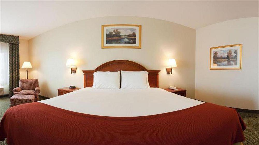 Holiday Inn Express Hotel & Suites Canton By Ihg מראה חיצוני תמונה