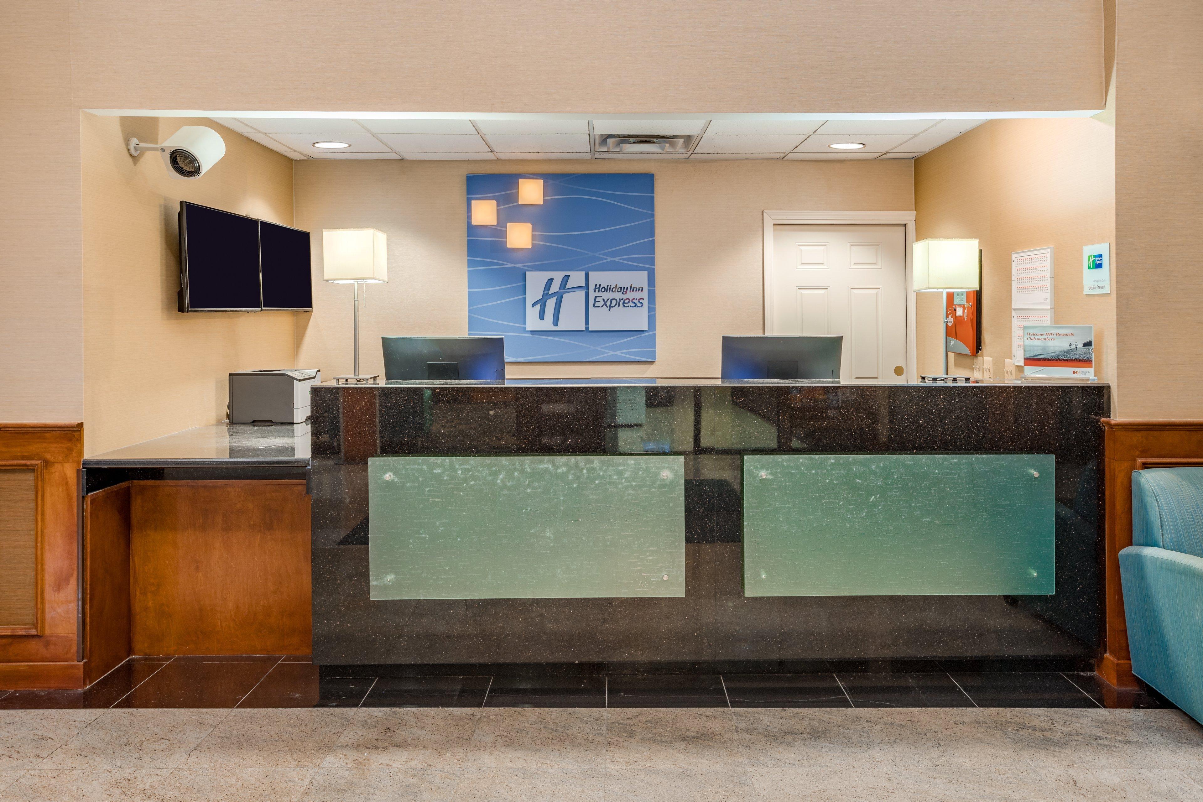 Holiday Inn Express Hotel & Suites Canton By Ihg מראה חיצוני תמונה