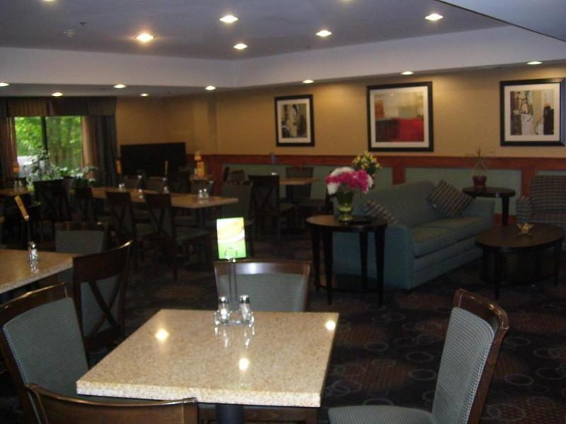 Holiday Inn Express Hotel & Suites Canton By Ihg מראה חיצוני תמונה